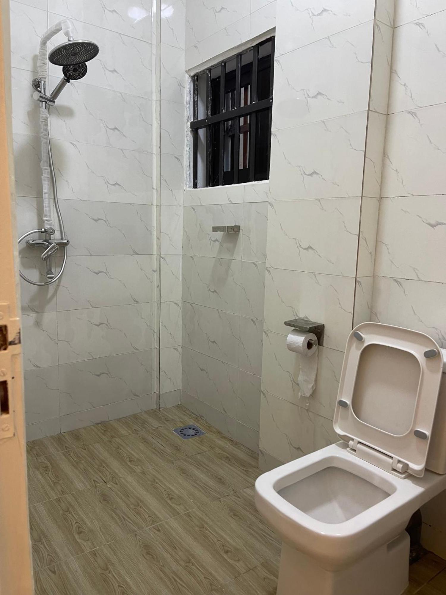 Chez Gero Apartment โกโตนู ภายนอก รูปภาพ