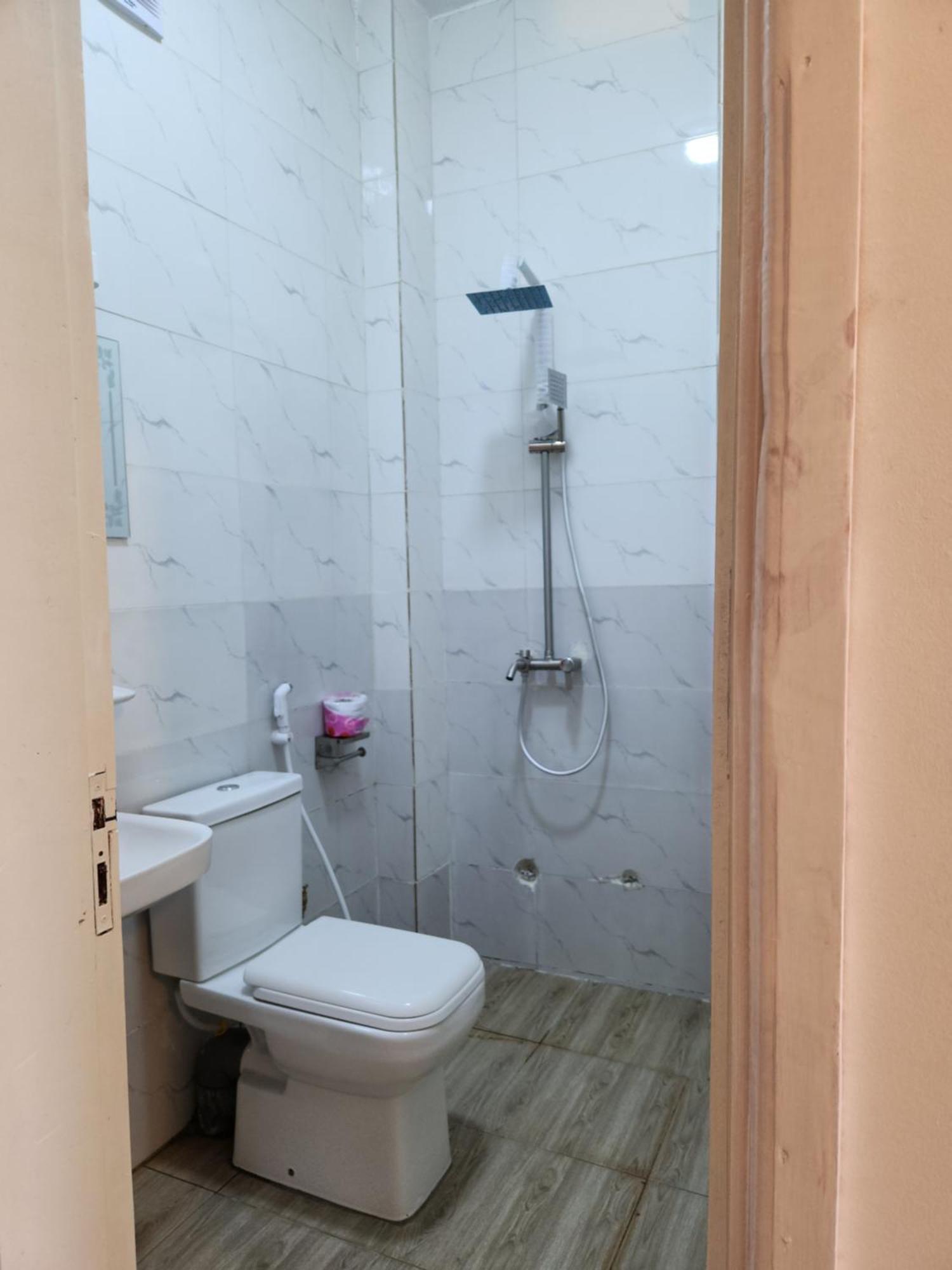 Chez Gero Apartment โกโตนู ภายนอก รูปภาพ
