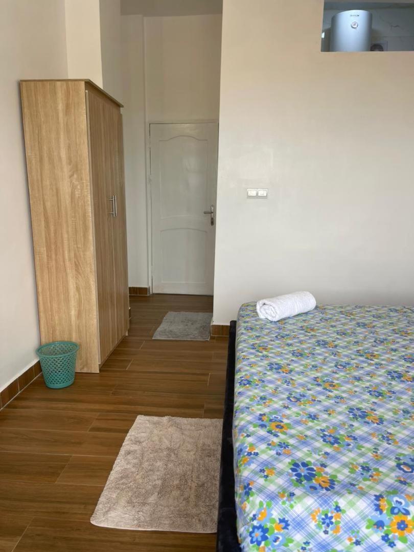 Chez Gero Apartment โกโตนู ภายนอก รูปภาพ