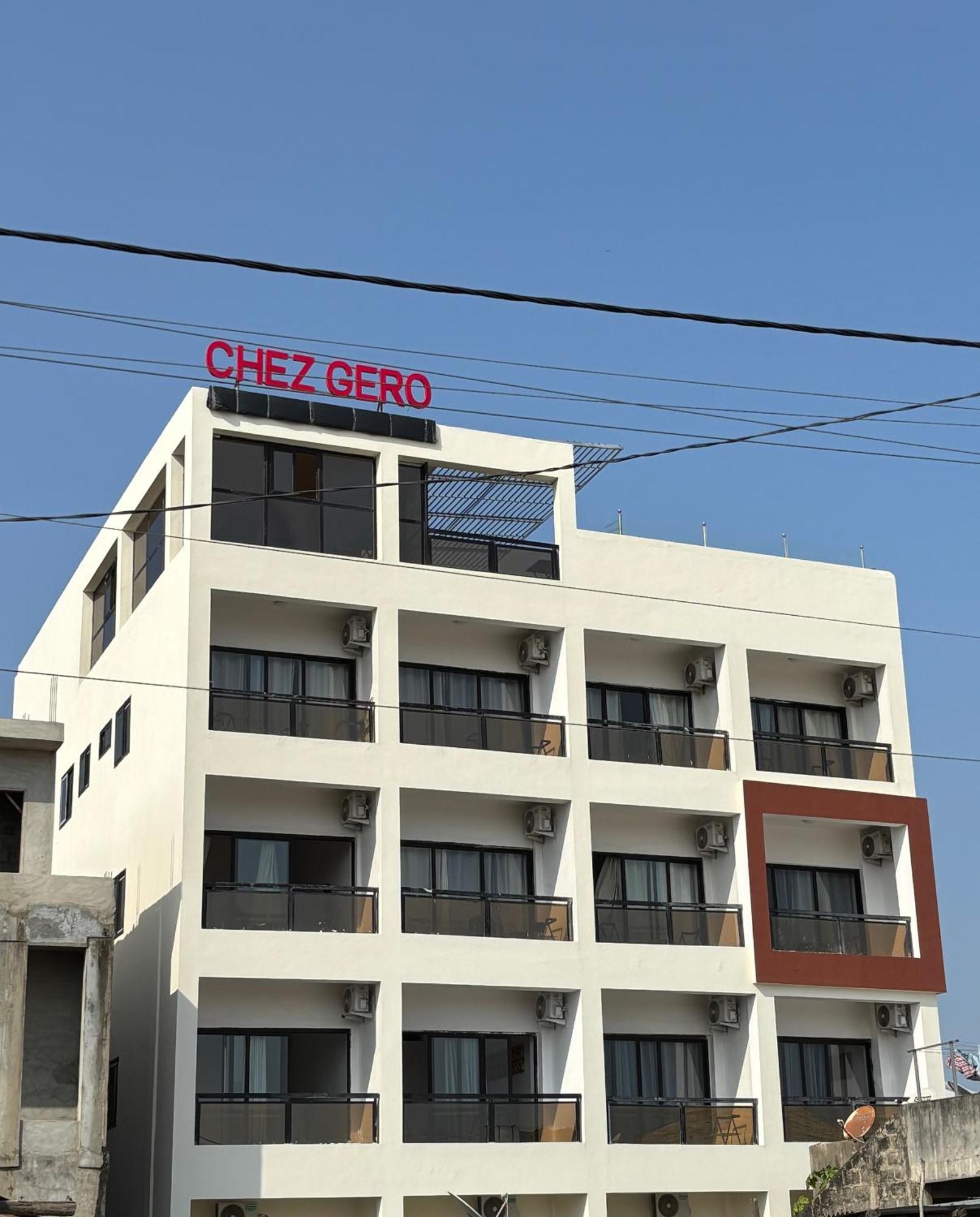 Chez Gero Apartment โกโตนู ภายนอก รูปภาพ